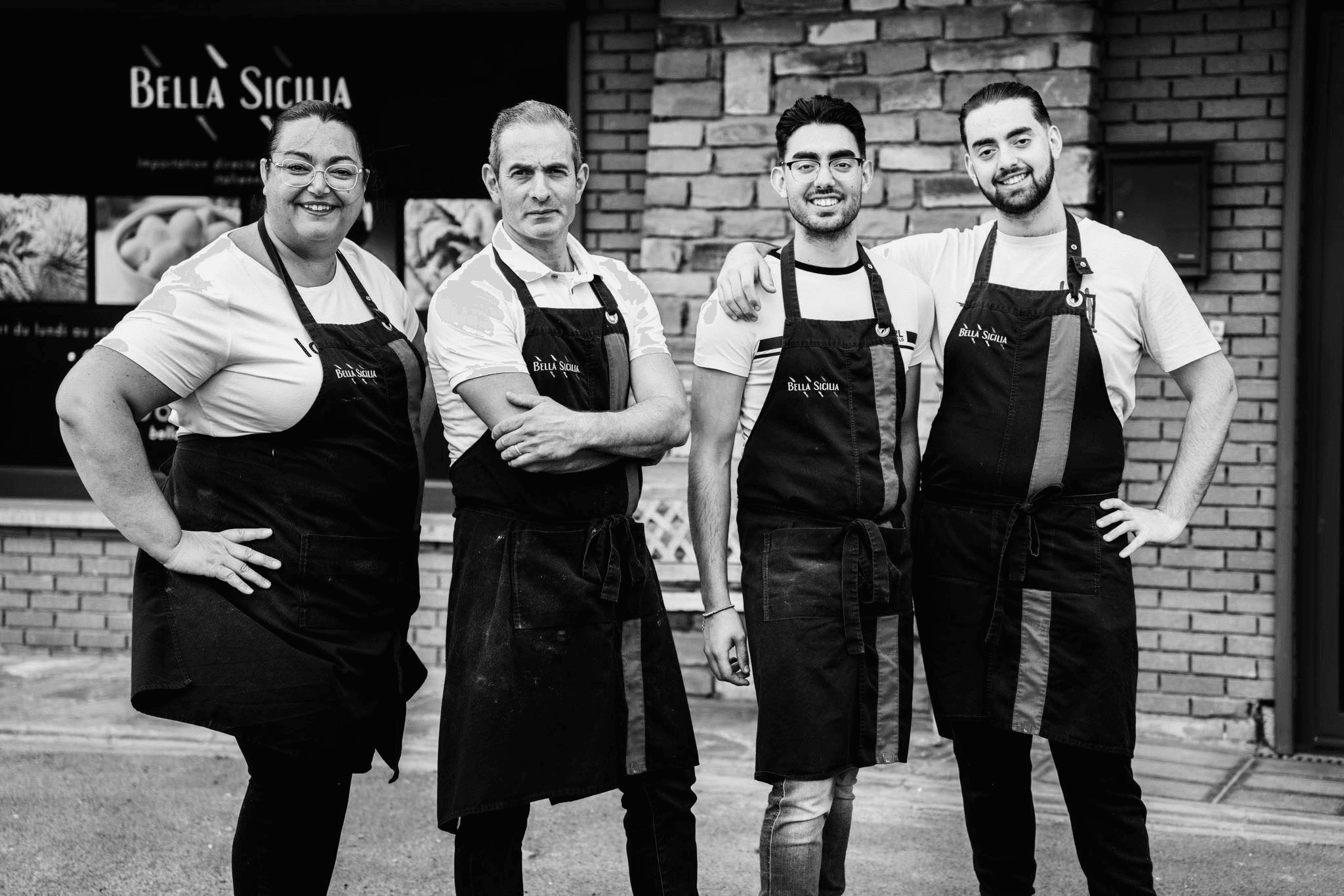 L'équipe de l'épicerie italienne Bella Sicilia à Maurage